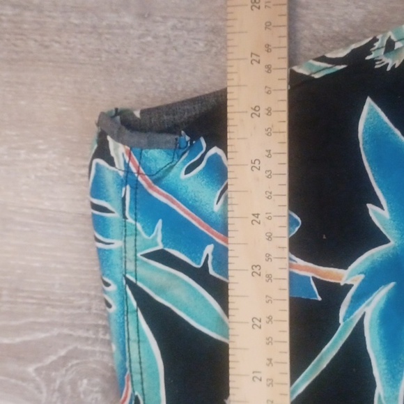 Vans Shirt Mens Large Blue Button Short Sleeve Hawaiian Athletic Leisure Golf - Picture 7 of 8